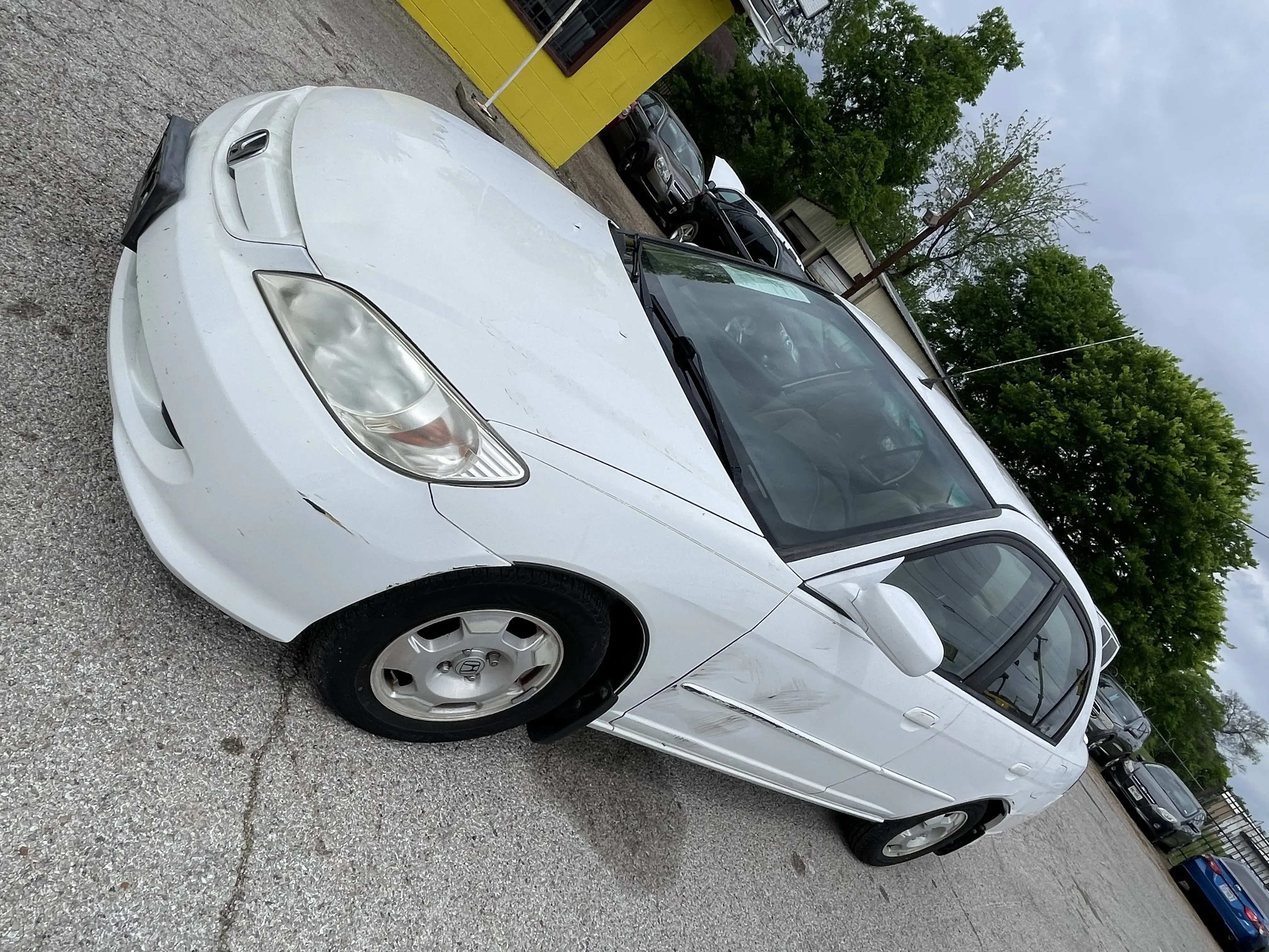 2005 Honda Civic — photo 2 of 10