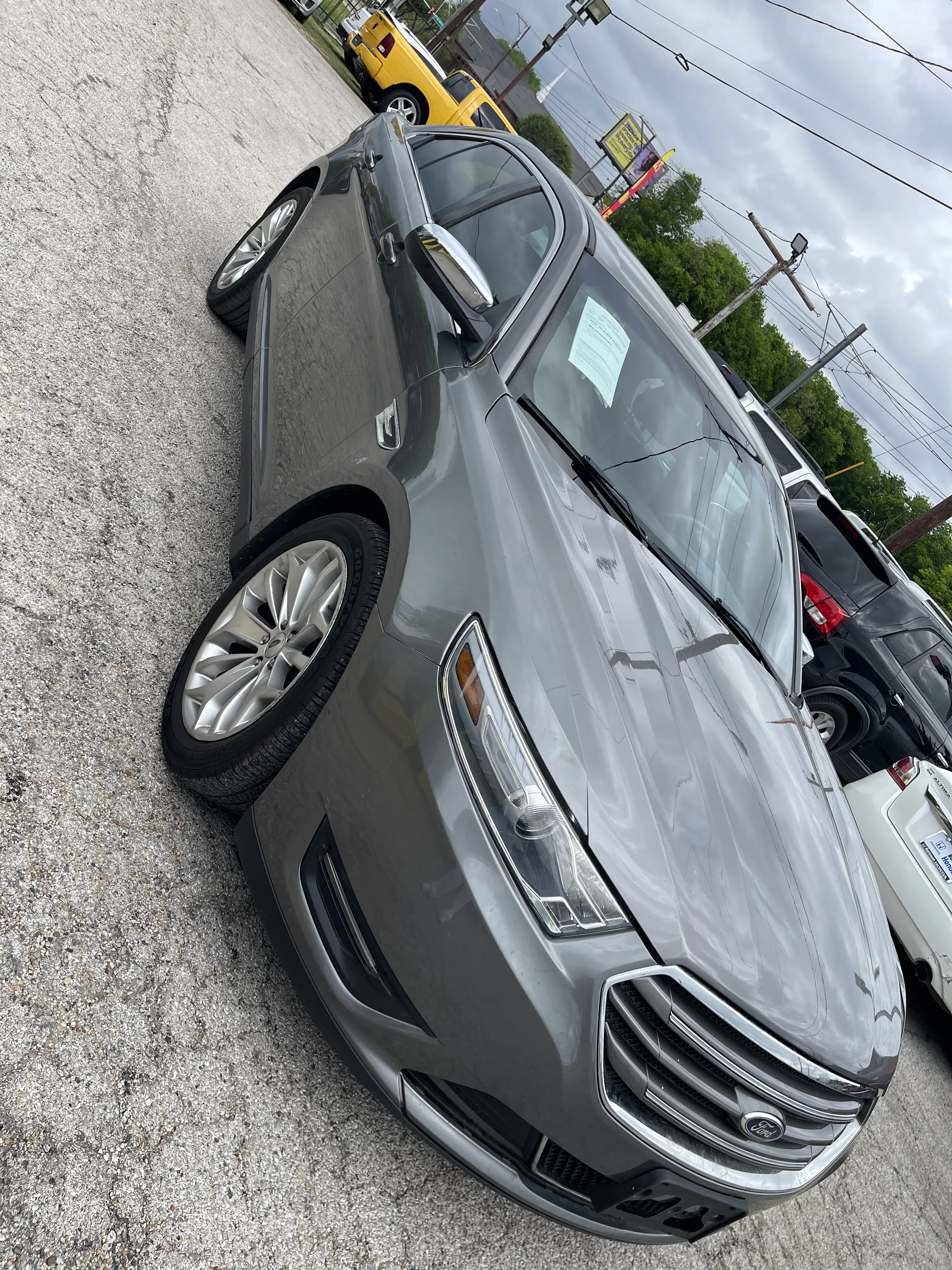 2014 Ford Taurus — photo 3 of 9