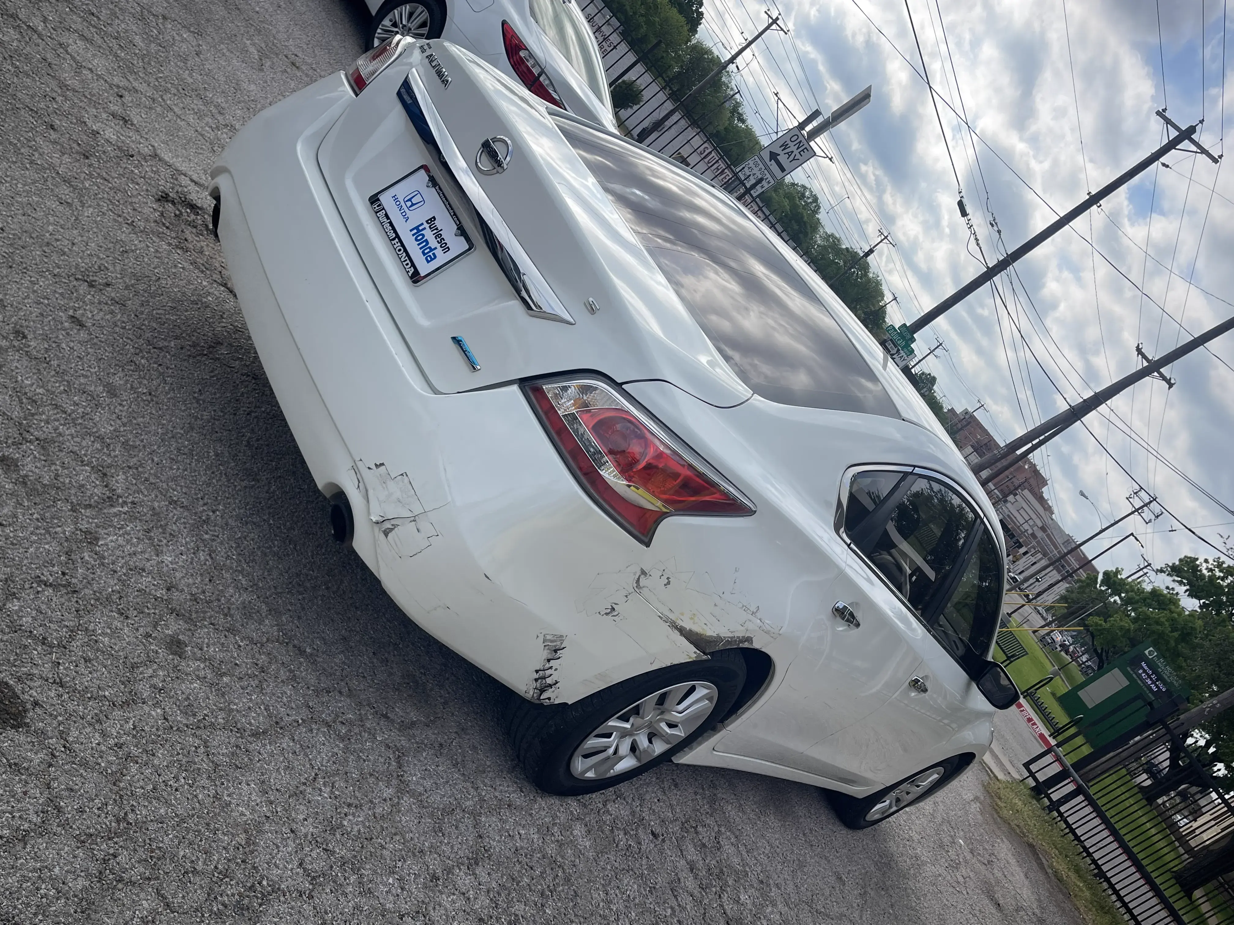 2014 Nissan Altima — photo 4 of 7