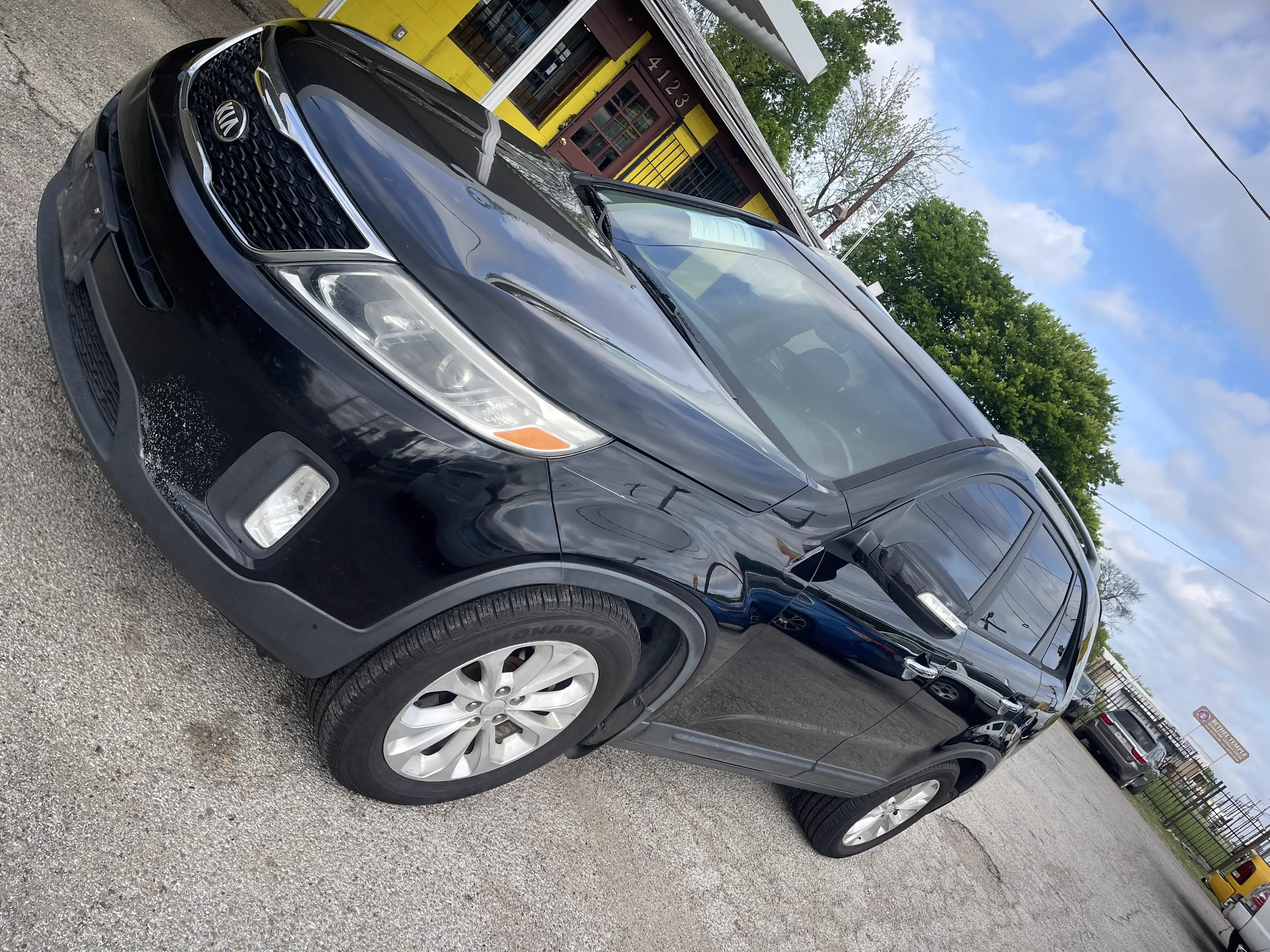 2015 Kia Sorento — photo 2 of 10