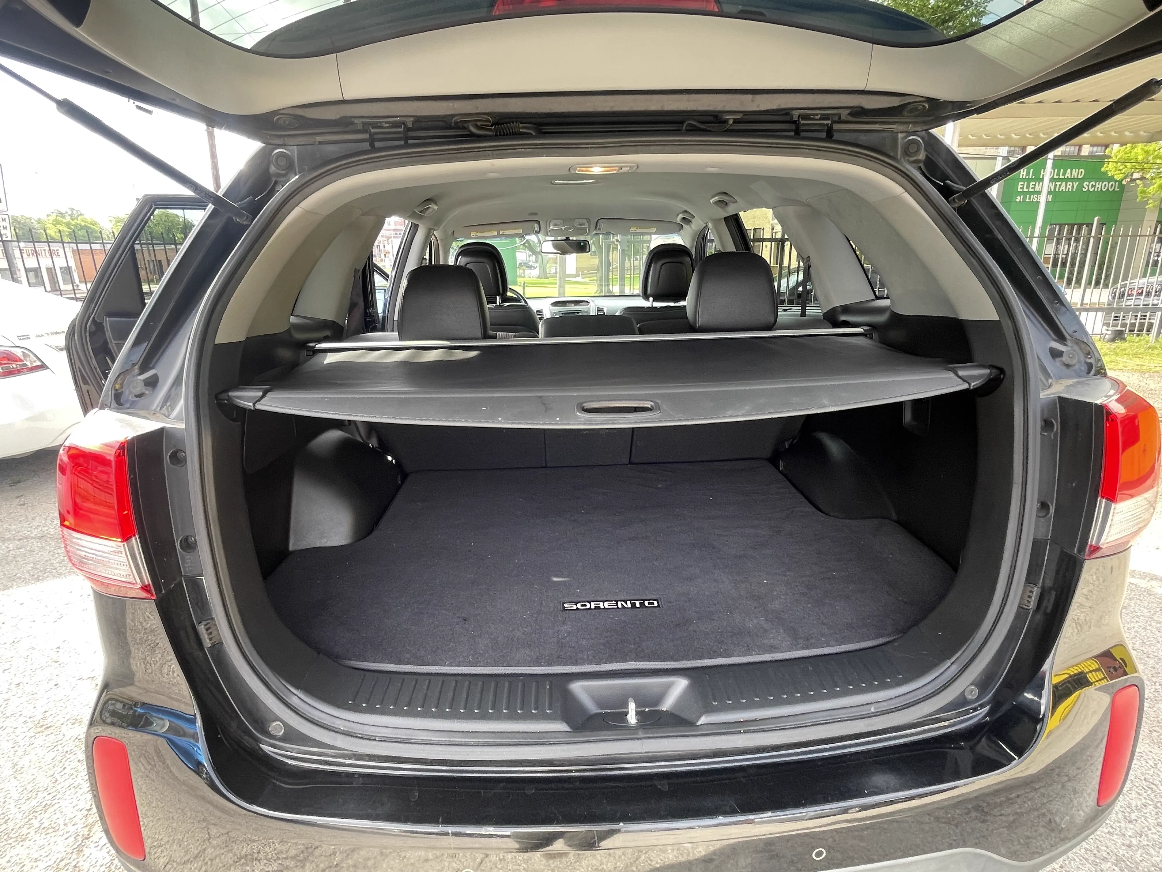 2015 Kia Sorento — photo 10 of 10