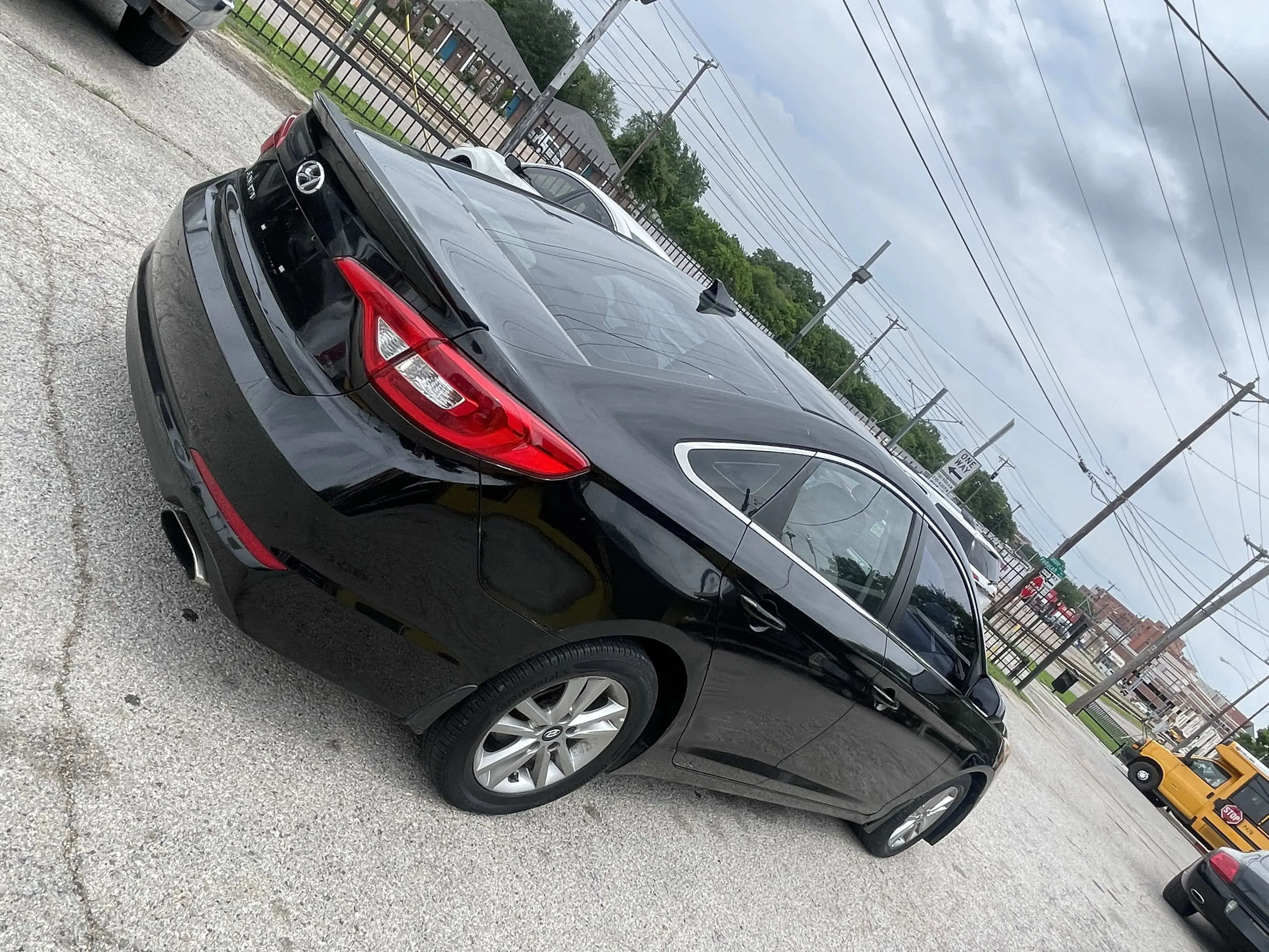 2017 Hyundai Sonata — photo 7 of 8