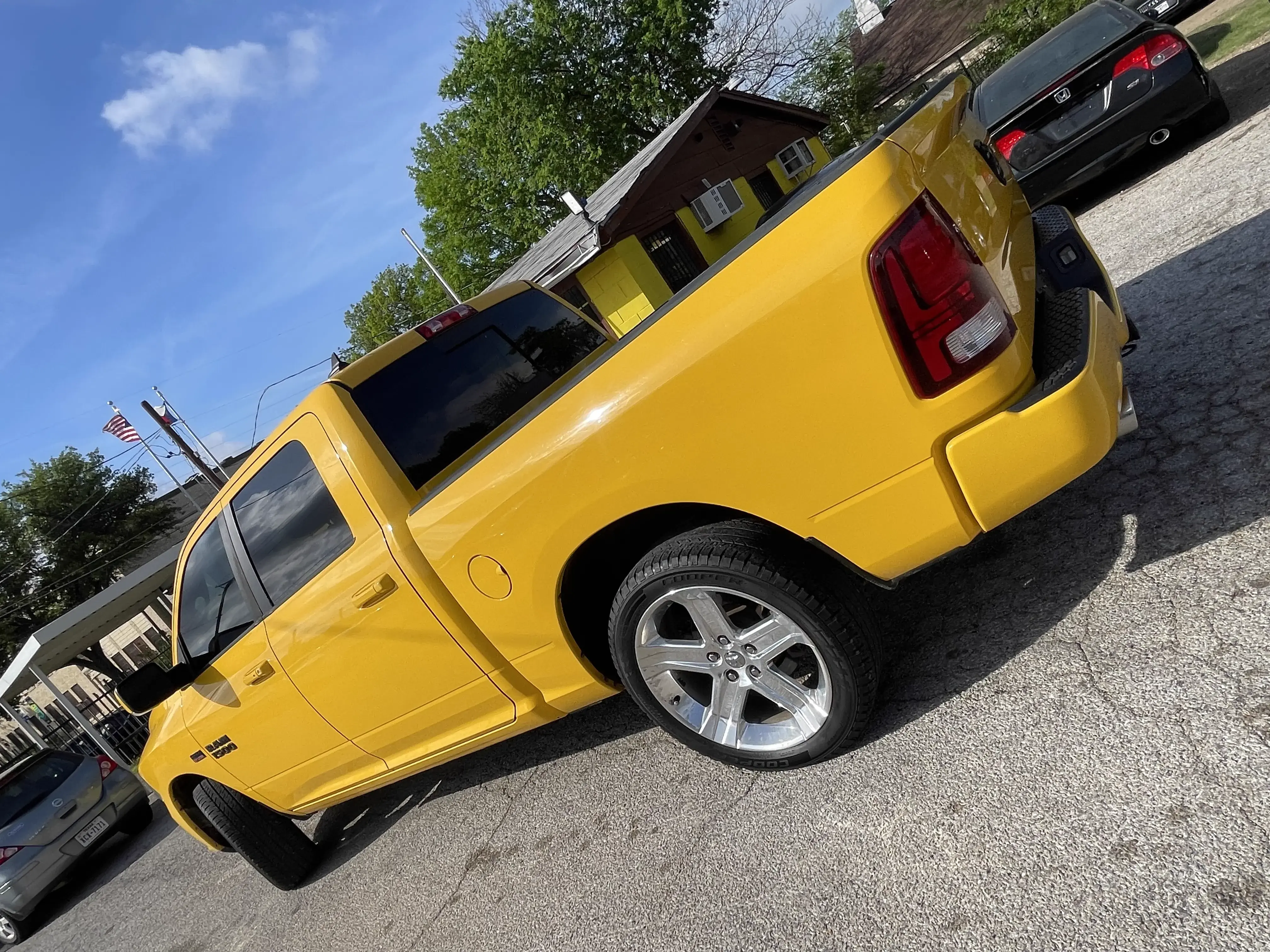 2016 RAM 1500 Sport — photo 11 of 12